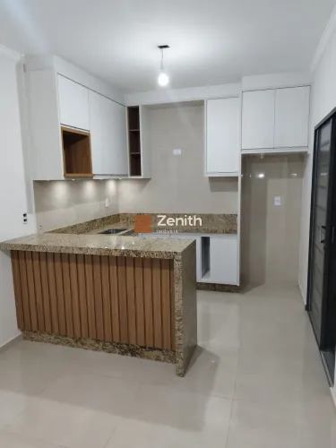 Casa com 3 quartos sendo um suíte - Bairro Jardim Aureliano