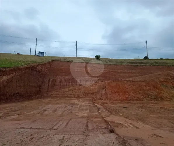 Terreno à venda em Vila velha - SP