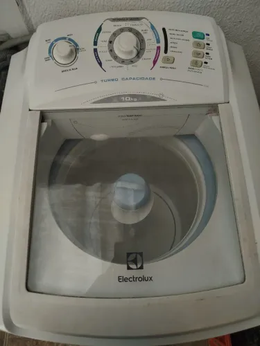 Máquina de lavar Eletrolux 10 kg