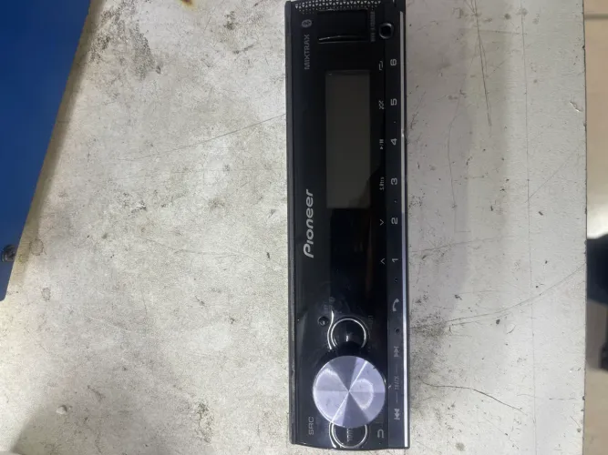 Frente pioneer mvh 3000/7000