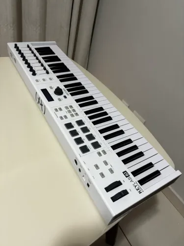 Vende-se Arturia keylab 61