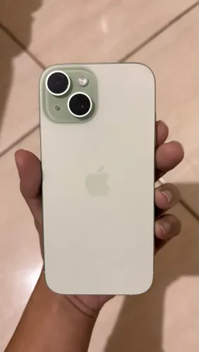 iPhone 15 256gb Green