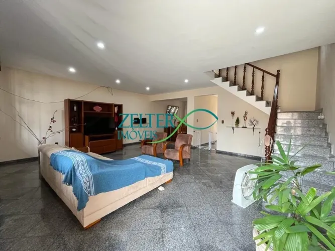Casa, 268m2, à venda, 3 quartos, 1 suíte, 3 banheiros, 3 vagas, Penha Circular, Rio de Jan