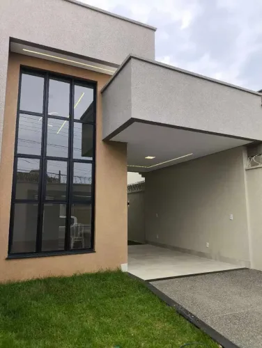 CASA 3 SUITES NO PARQUE DAS FLORES