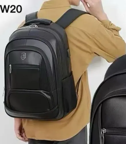 Mochila Masculina Courino Média Com Cabo USB 