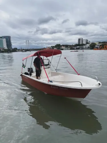 Lancha WR 17 pés completa