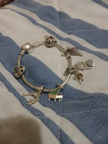 Pulseira Pandora Original 17cm com 7 Charm Pendente