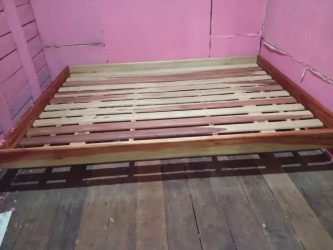 Cama De Macacaúba Flutuante