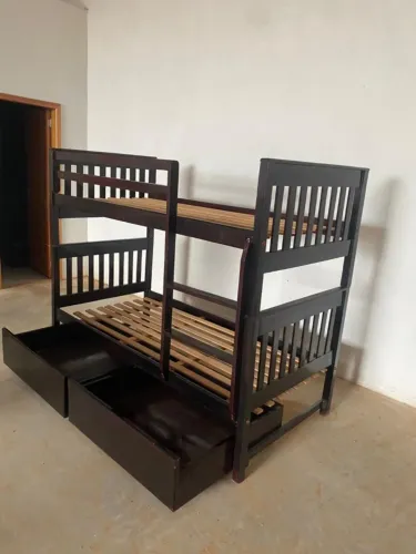 Beliche Reforçada com Gavetas - Super Conservada