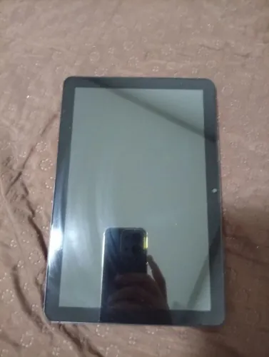 Tablet da atouch com ótima tela e capacidade pra tarefas
