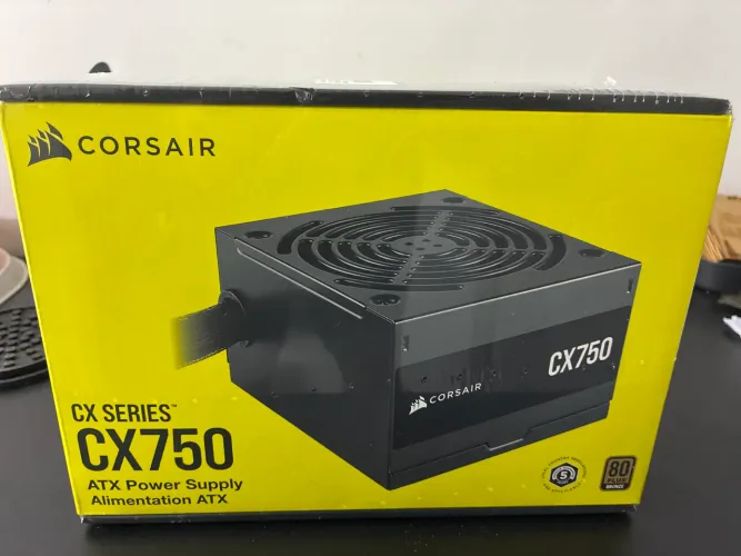 Fonte Corsair CX750 - lacrado