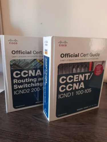 Pack de 4 Livros Sendo 2 Livros Oficiais Cisco Official Cert Guide + 2 Livros ccna Marco F