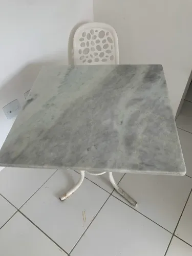 Pedra de mármore branca