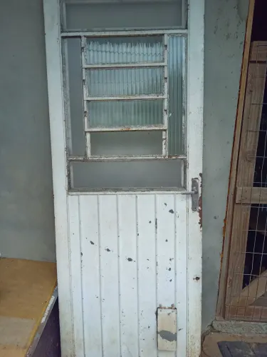 Porta de Ferro c/ basculante