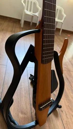 Violão Yamaha Silent 110N