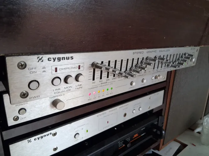 Equalizador cygnus ge 400 muito conservado