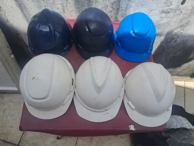 Vendo capacetes de epi novo e semi novo