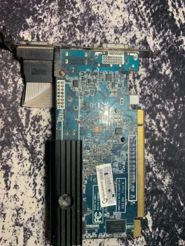 Radeon HD 5450 1GB funcionando