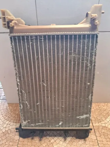 Radiador Uno Vivace