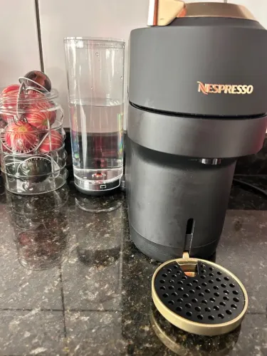 Máquina de café Vertuo Pop Nespresso