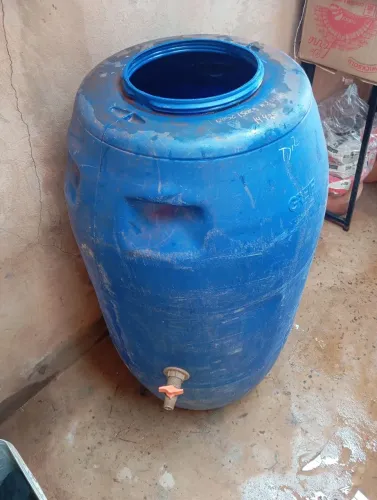 Tambor de 150 litros de água