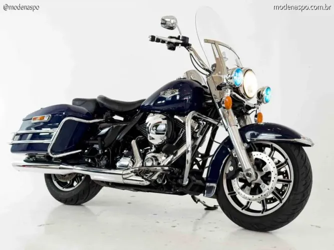 HARLEY-DAVIDSON ROAD KING FLHP 2015