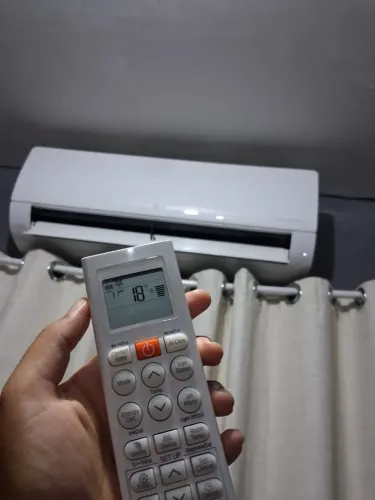 Ar-condicionado 12mil BTUS ACEITO CARTÃO