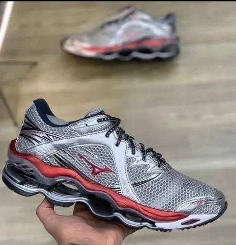 VENDE-SE MIZUNO PRO 1 CINZA E VERMELHO 