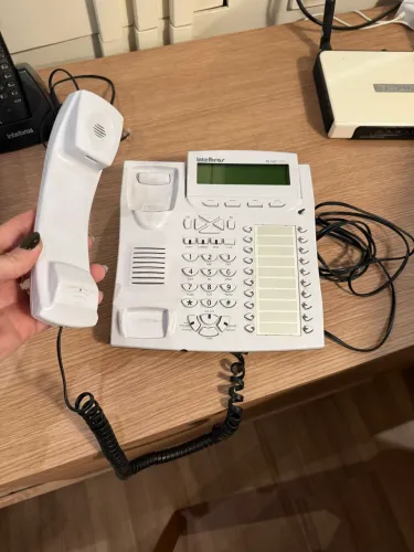 Terminal Digital Intelbras TI NKT 4245i para PABX