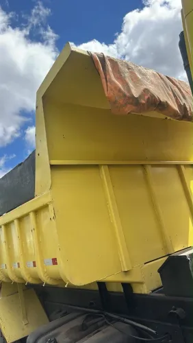 Basculante para 12 metros cúbicos