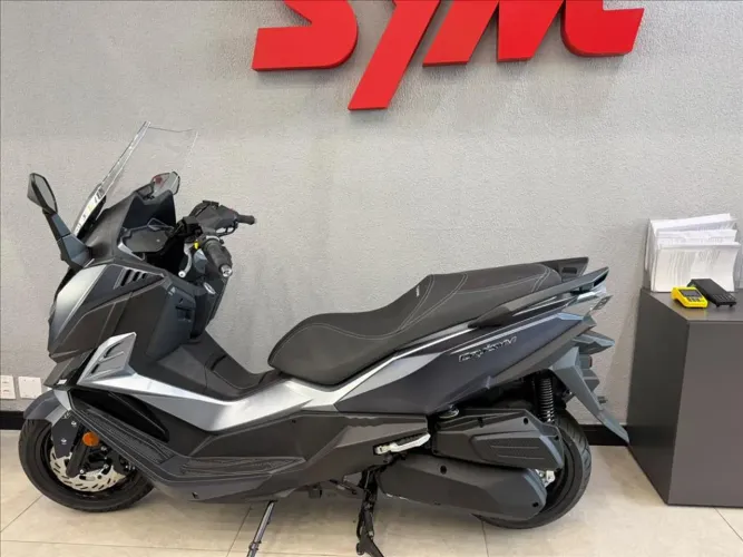 DAFRA CRUISYM 300