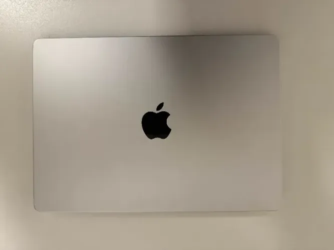 Apple Macbook Pro A2992 Silver 14 M3 Pro 18gb 512gb