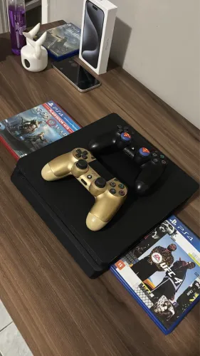 PS4 SLIM 1TB