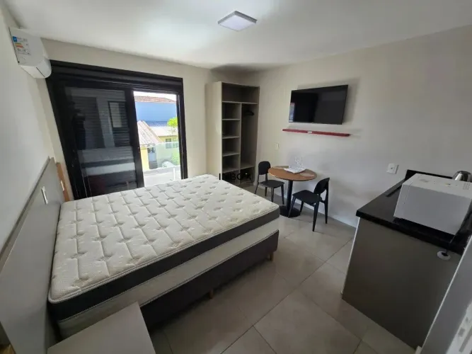 INBOX CIA IMOBILIÁRIA ALUGA APARTAMENTO DO TIPO KITNETE MOBILIADO NO BAIRRO FENAVINHO NA C