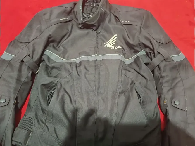 Jaqueta da Honda Tamanho G/L.