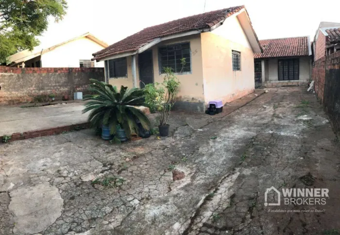 Terreno à venda, 300 m² por R$ 239.900,00 - Conjunto Habitacional Requião - Maringá/PR