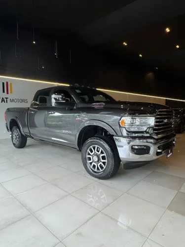 Ram 3500 Limited Longhorn 6.7 TB CD Diesel 2024