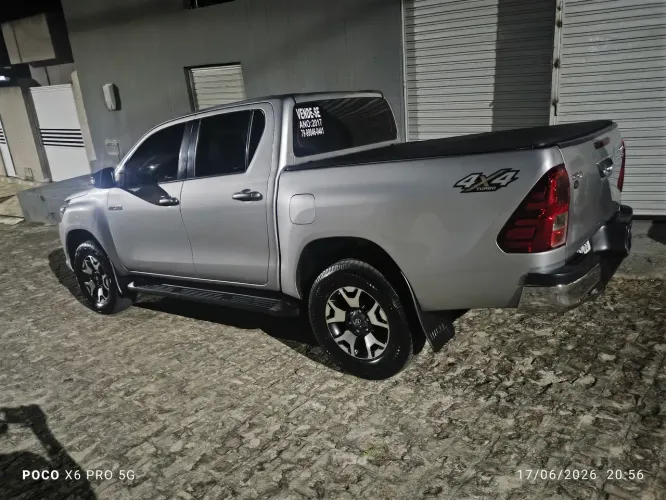 Toyota Hilux CD SRV 4X4 2.8 TDI Diesel Aut. 2017