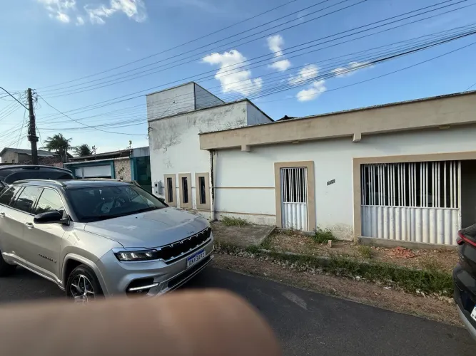 Vende-se casa OPORTUNIDADE NO MARABAIXO 2