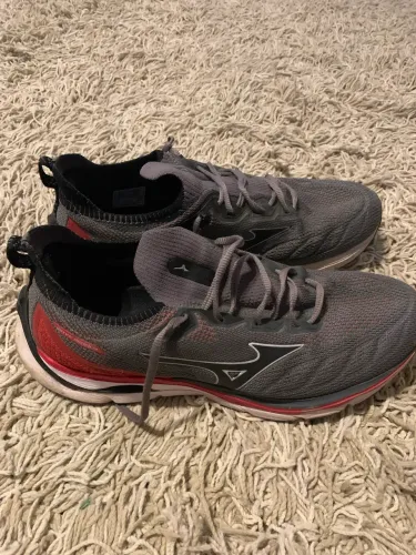 Tênis Mizuno Wave Mirai 4 