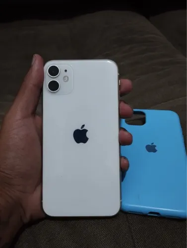 iPhone 11 64GB 