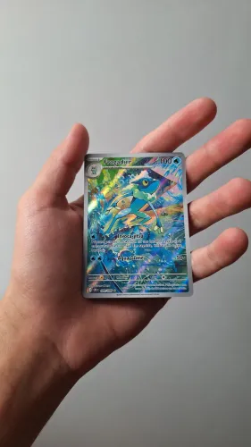 Frogadier imagem completa e holográfico 89/86 ? amarela