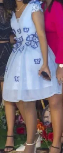 Vestido de Festa Azul com Borboletas - Veste 36 ao 42