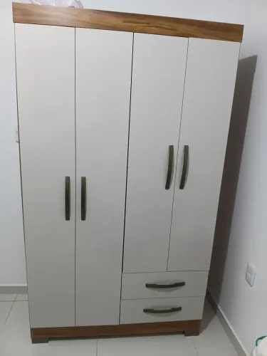 Guarda roupa seminovo