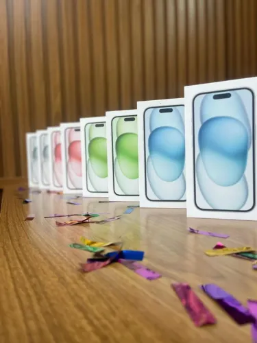 iPhone 15 256 GB Novo | Loja Física | 1 Ano Garantia | Até 18x | + Brindes Especiais
