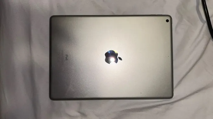 iPad 8 geração + Apple Pencil 