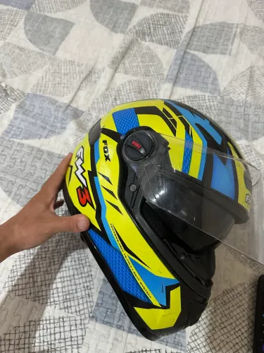 Vendo FW3 novinho!