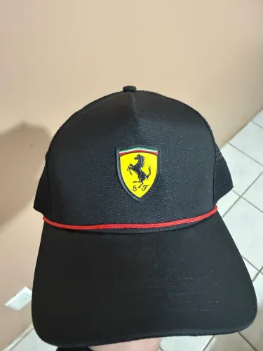 Boné Ferrari original