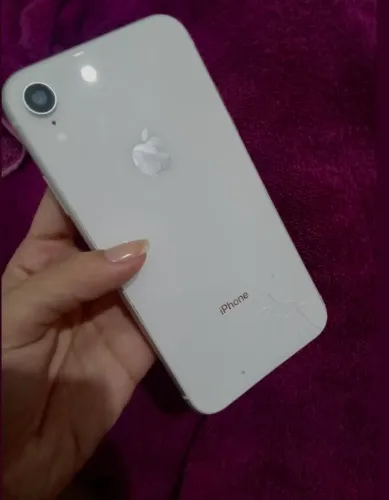 iPhone XR 128g Branco