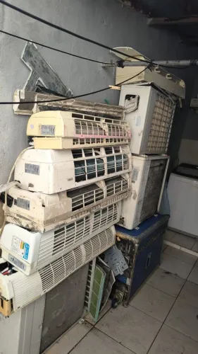 Lote de Ar Condicionado Split com Defeito - Evaporadoras + Condensadoras - Manutenção